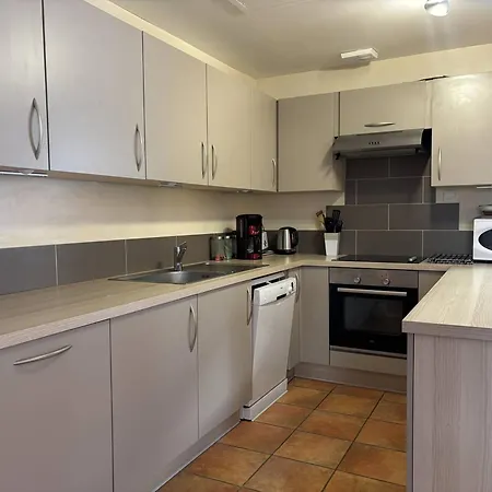Maison Spacieuse Et Fonctionnelle - 5 Chambres, Terrasse, Parking Prive - Fr-1-548-27 Feriehus Villard-de-Lans